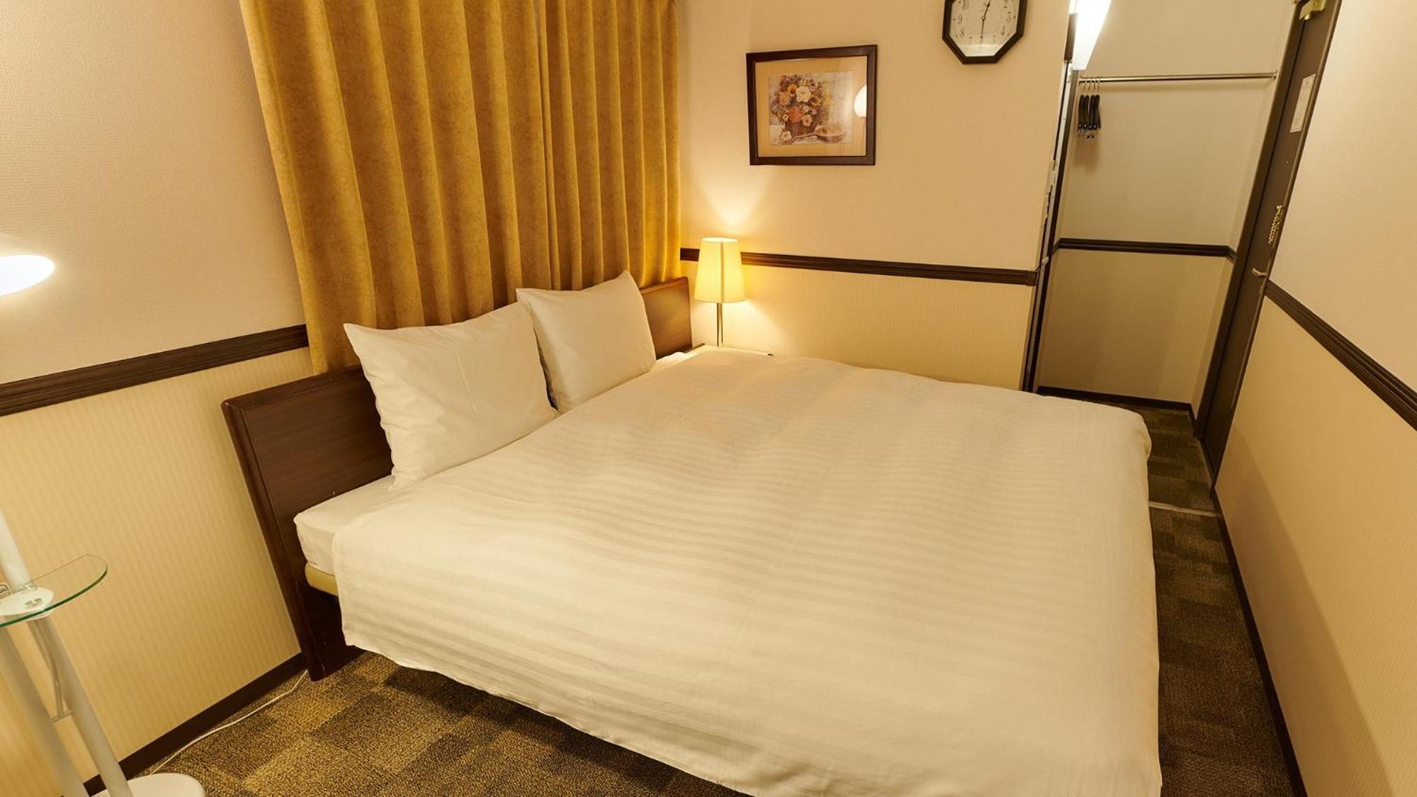 Toyoko Inn Osaka Itami Airport Toyonaka Ruang foto