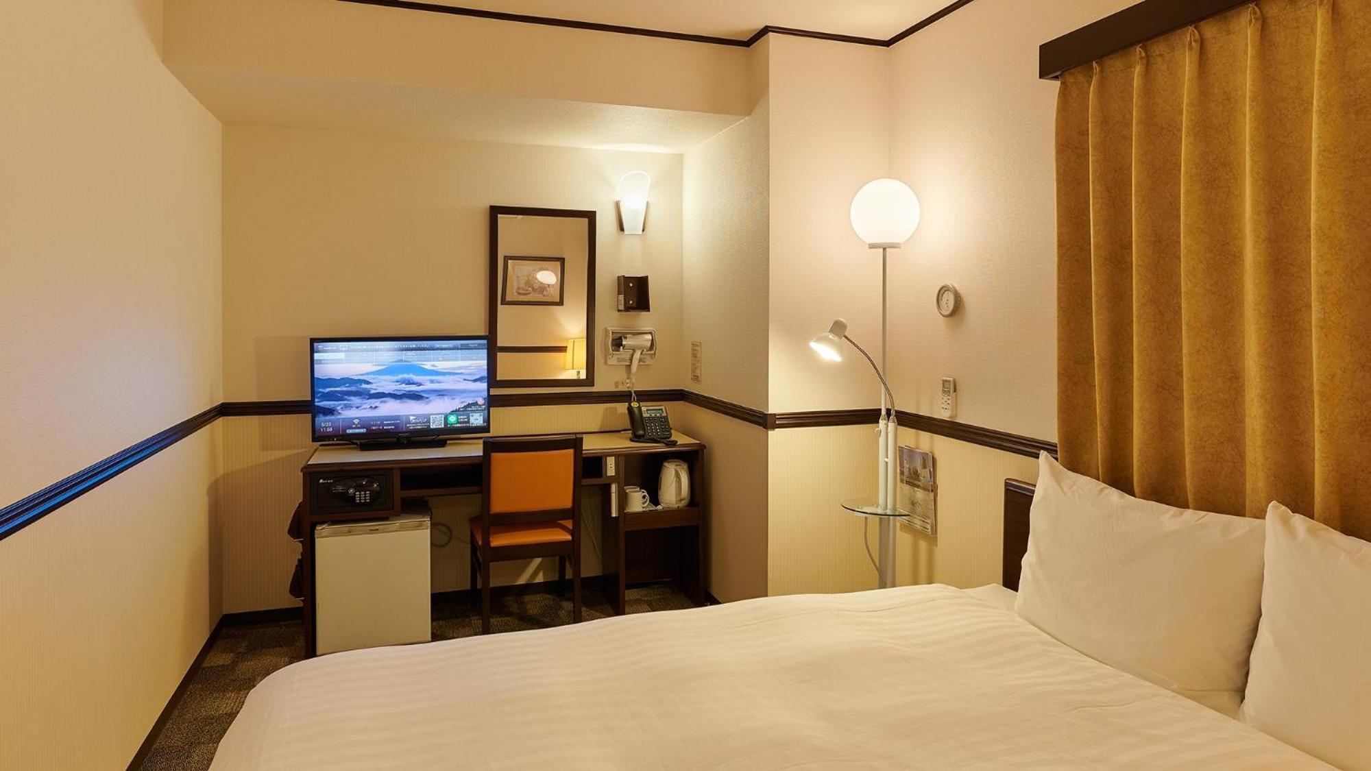 Toyoko Inn Osaka Itami Airport Toyonaka Ruang foto