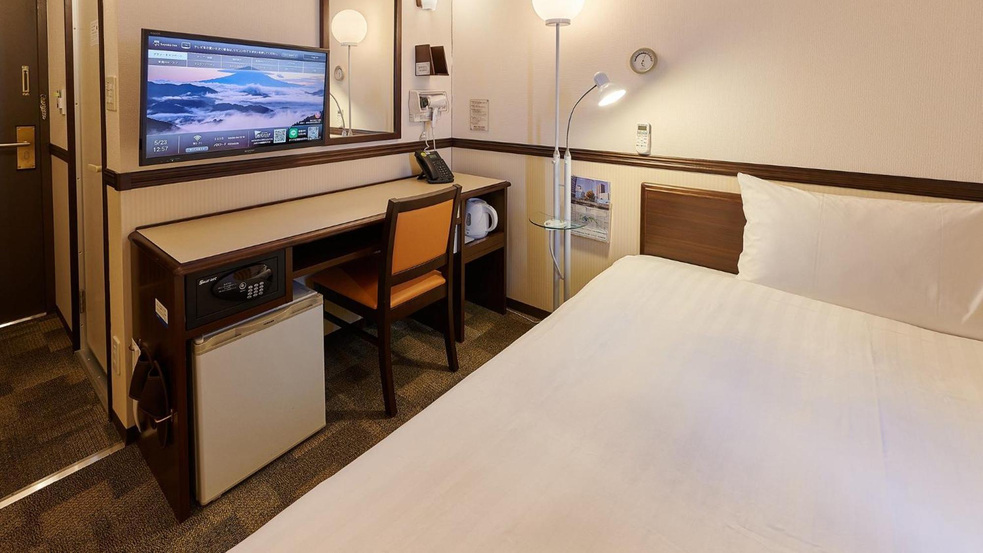 Toyoko Inn Osaka Itami Airport Toyonaka Ruang foto